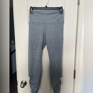 Nike women’s leggings